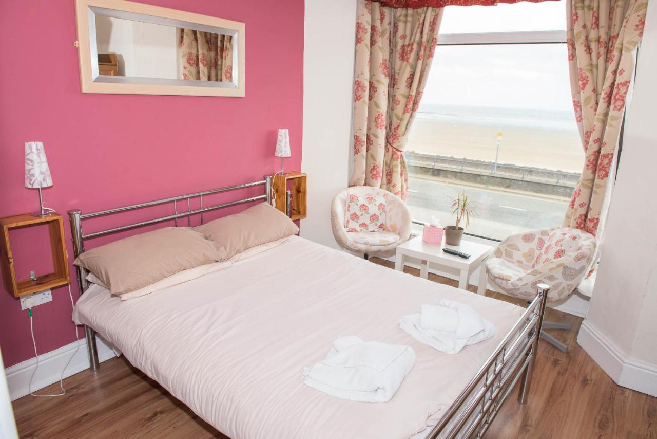 Leonardos 3* Swansea
