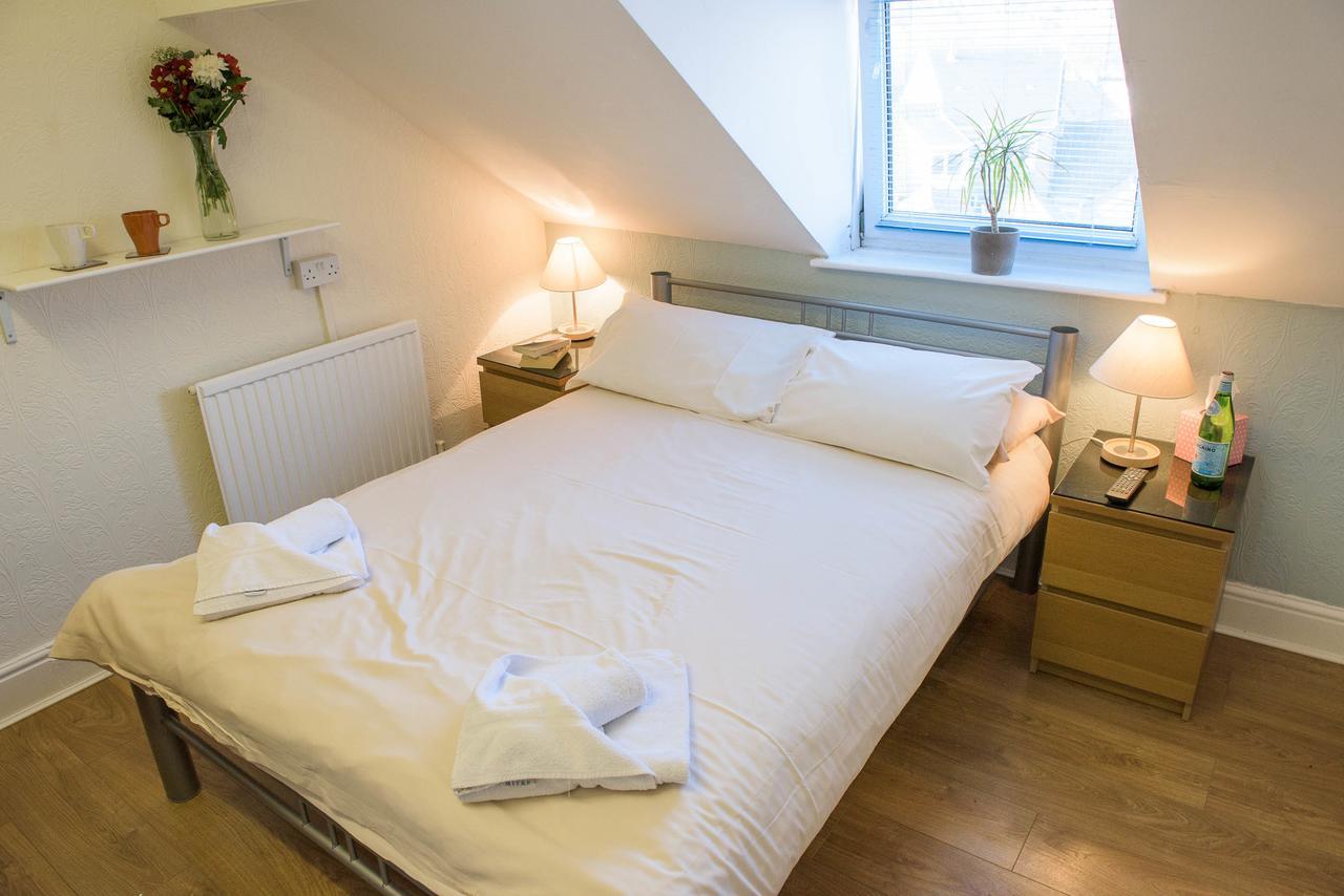 Guest house Leonardos 3*