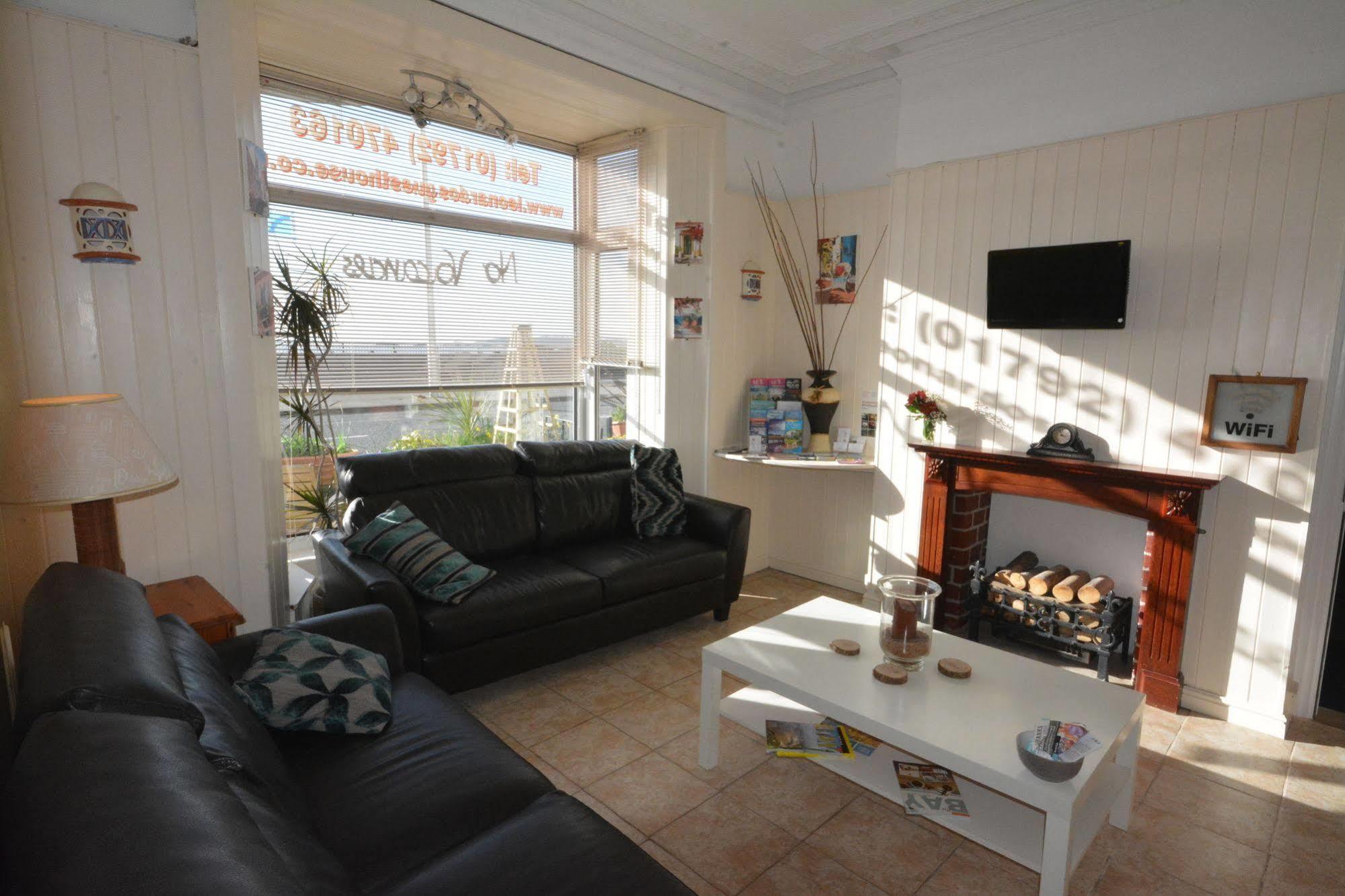 Guest house Leonardos 3*
