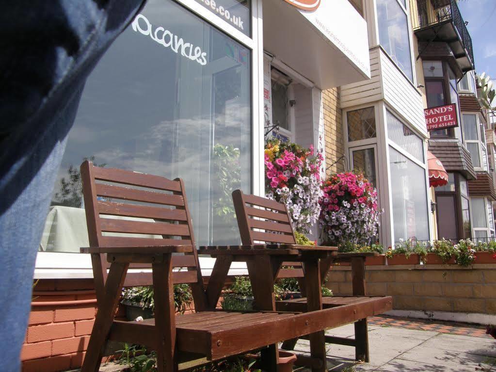 Leonardos Guest house Swansea